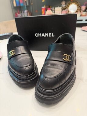 CHANEL Black Quilted Leather Platform Loafers with Gold CC Hardware